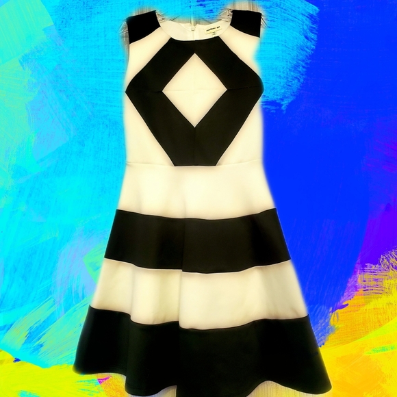 Girls dress - Picture 1 of 1